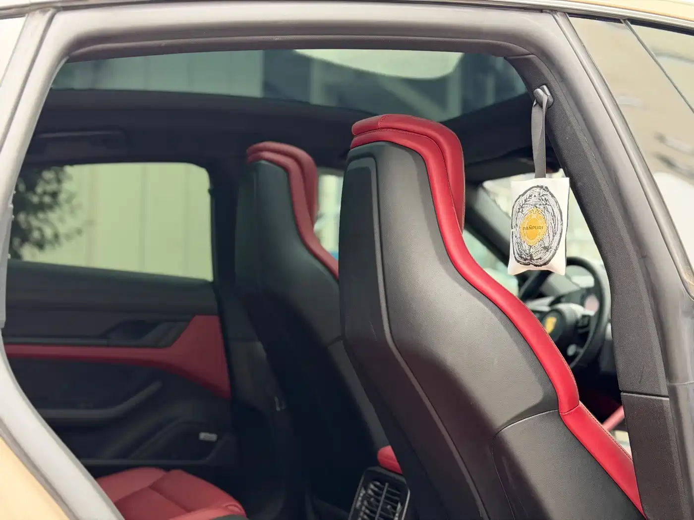 Porsche Taycan 2022 Taycan фото 16