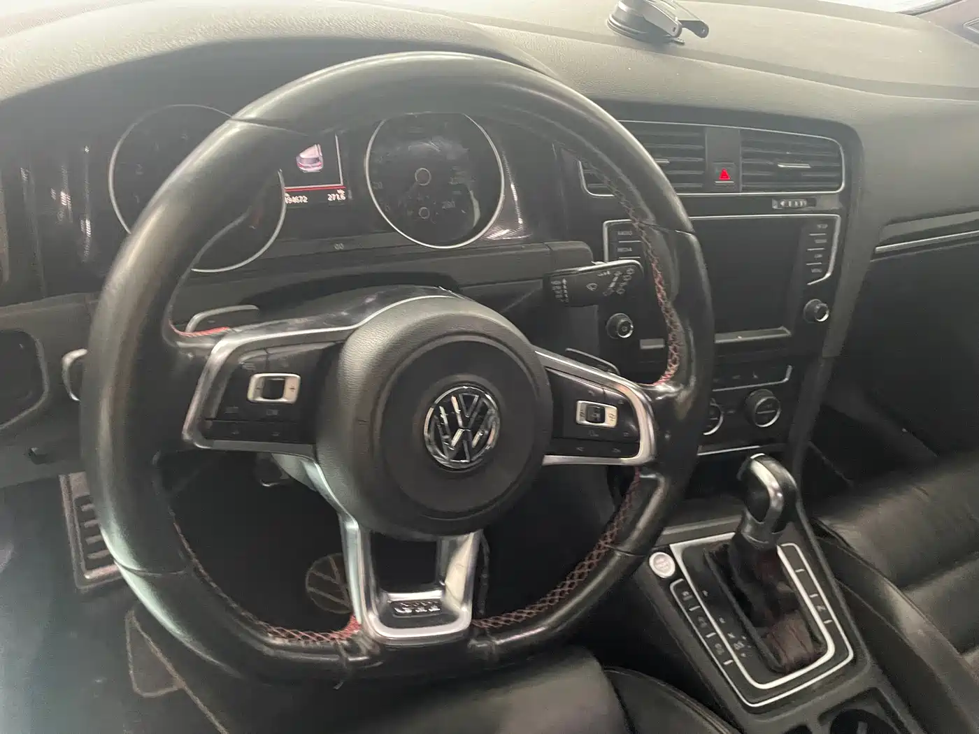 Volkswagen Golf GTI 2016 2.0TSI GTI фото 11