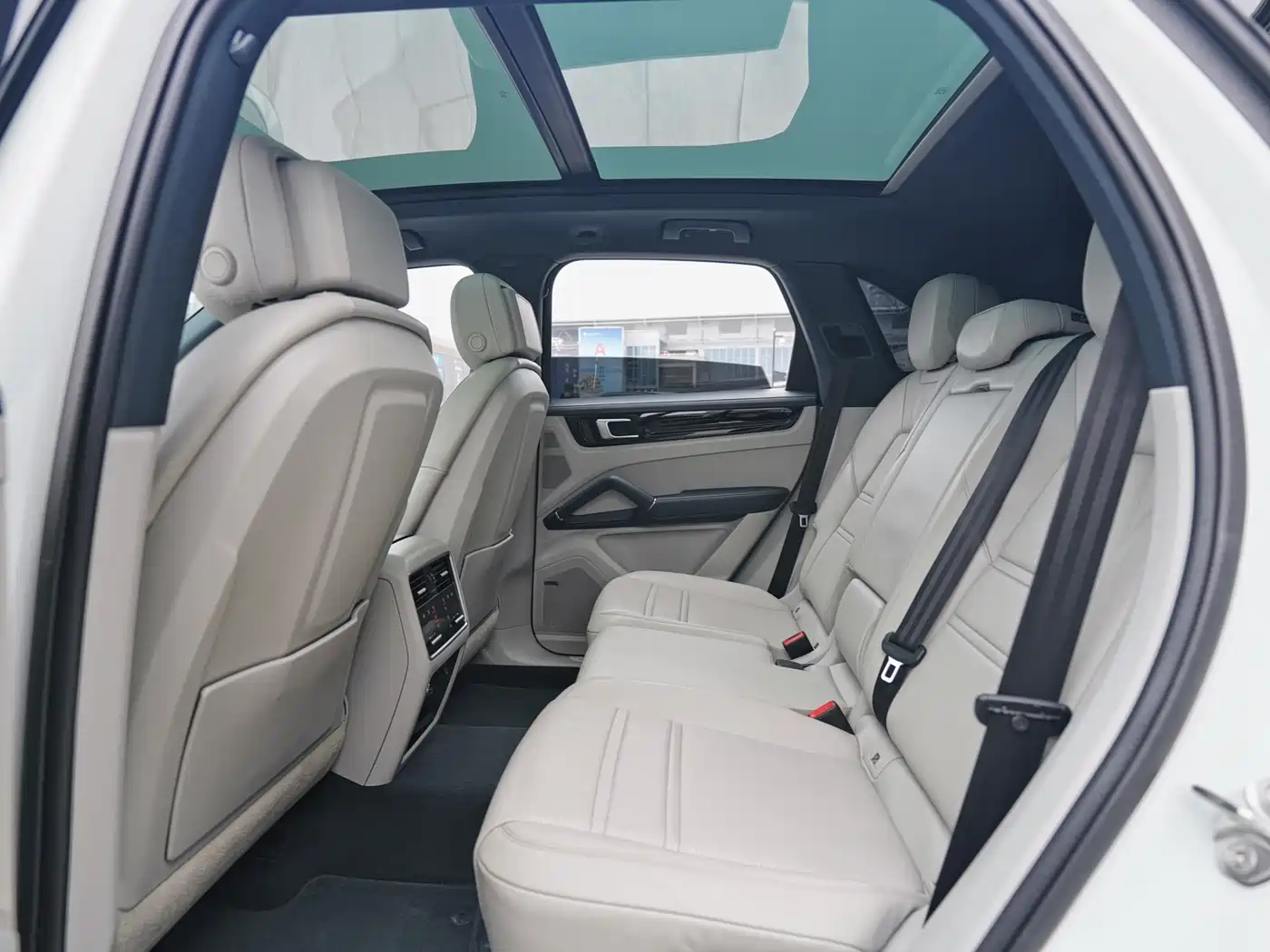 PORSCHE CAYENNE NEW ENERGY