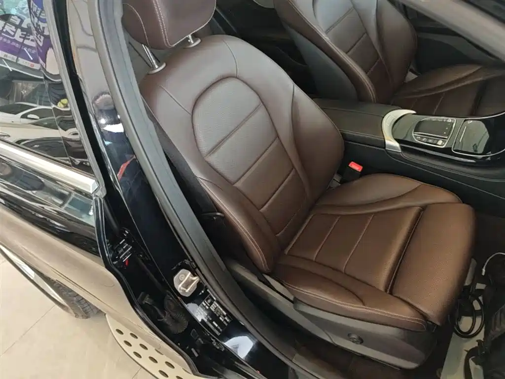 Mercedes-Benz GLC 2020 Facelift GLC 260 L 4MATIC Dynamic фото 25