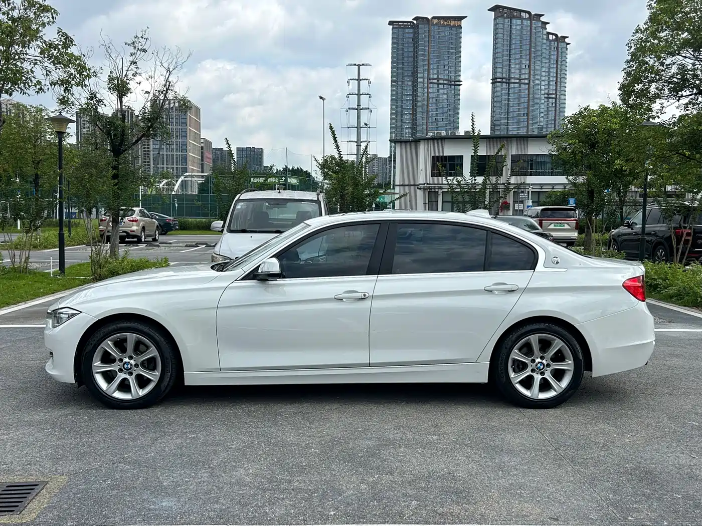 BMW 3 Series 2015 328Li xDrive Fashion фото 5