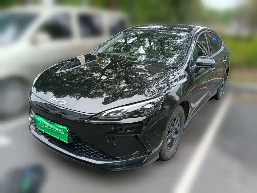BYD Hai Bao 05 DM-i 2025 — пригон из Китая