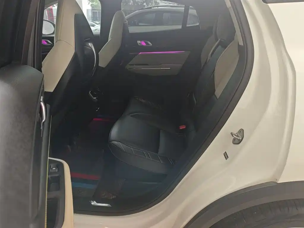 Lynk & Co 05 2020 2.0TD 2WD Shine Halo фото 17