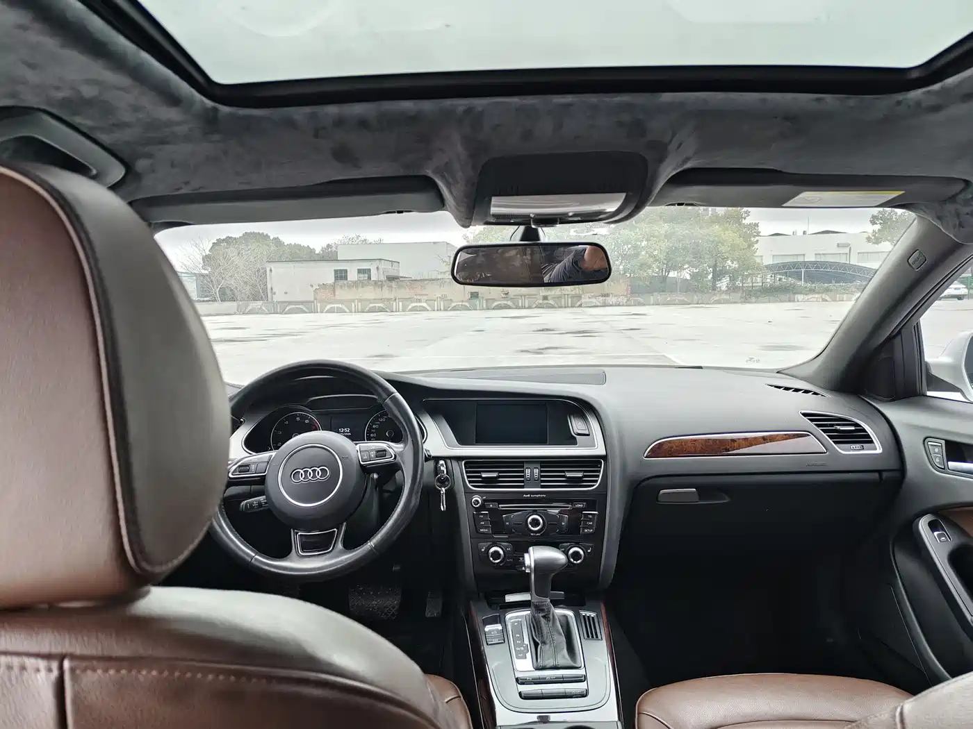 Audi A4L 2015 35 TFSI Auto Comfort фото 6