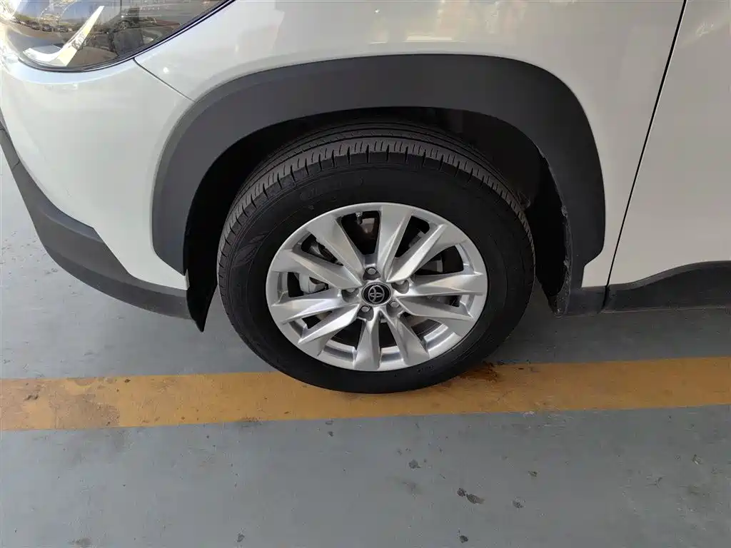 Toyota Corolla Cross 2022 2.0L Pioneer Edition фото 25