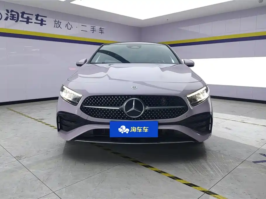Mercedes-Benz A-Class 2023 A 200 L Fashion фото 2