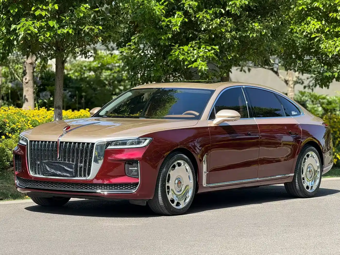 Hongqi H9 2023 Model 2.0T Smart Connect Flagship Edition