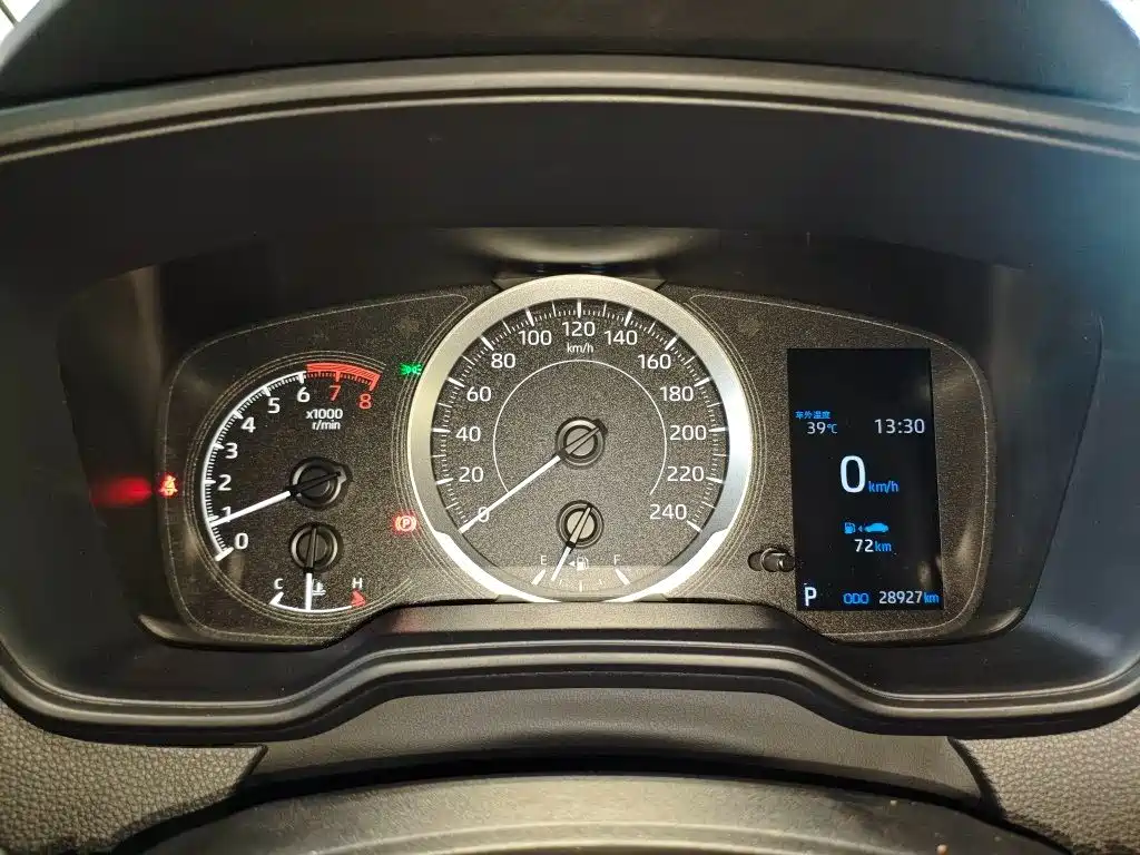Toyota Corolla 2023 1.2T Elite Edition фото 8