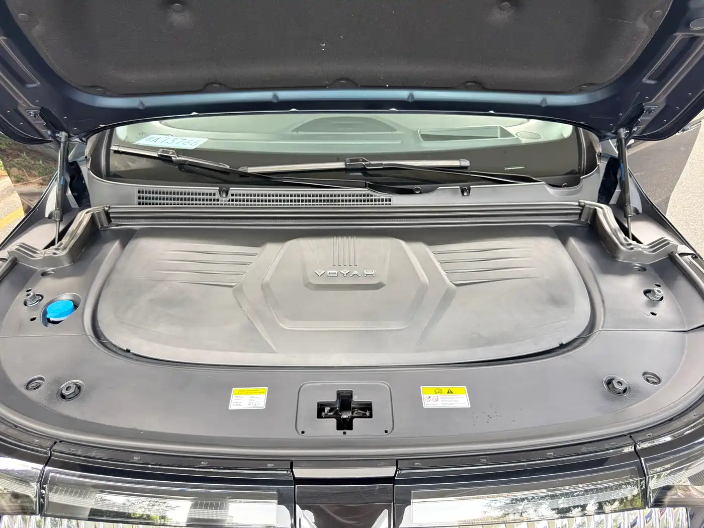 Voyah Auto Voyah Dreamer 2025 PHEV AWD Flagship Kunpeng Edition фото 16