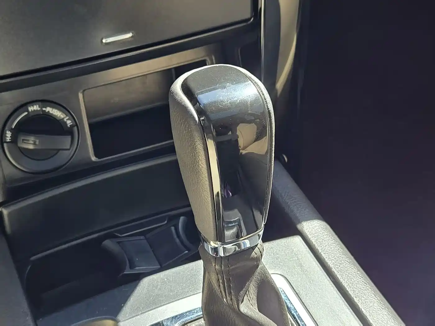 Toyota Prado 2016 2.7L Auto Luxury Edition фото 13