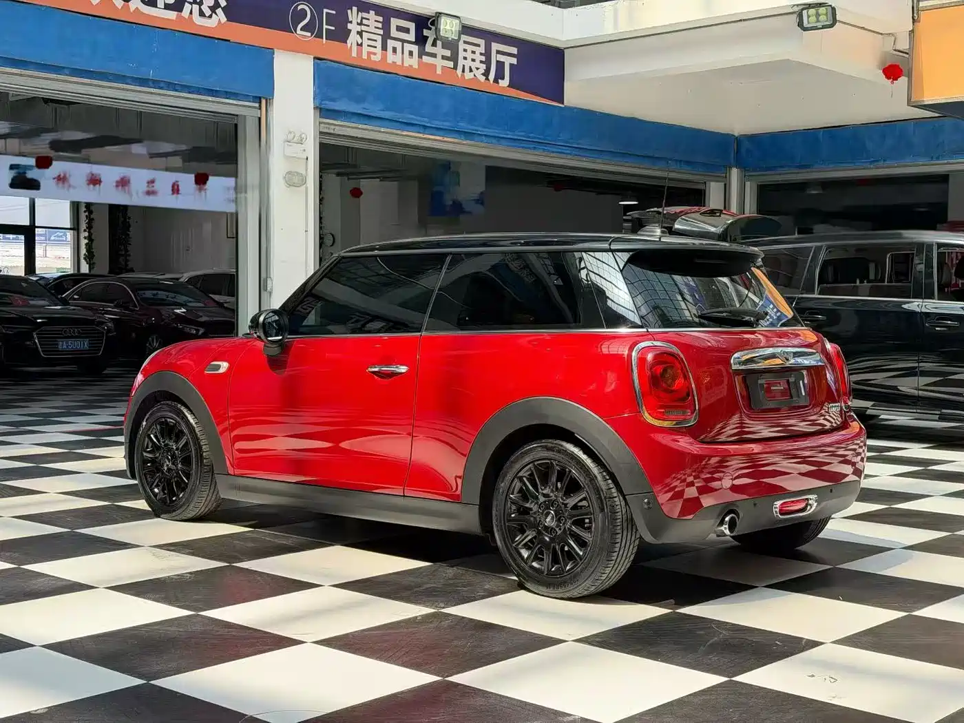 MINI 2014 1.5T COOPER Excitement фото 9