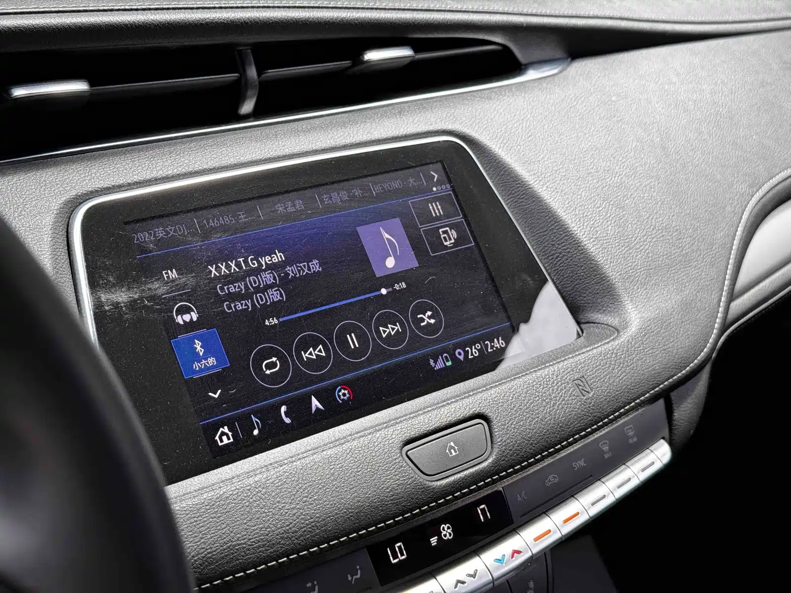 Фото 16 - Cadillac XT4