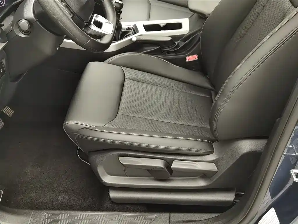 WULING AUTOMOBILE WULING JIACHEN