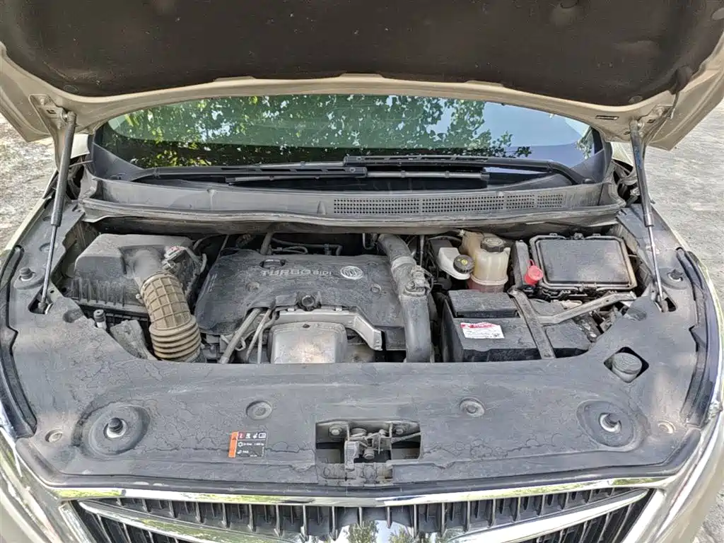 Buick GL8 2017 ES 28T Comfort Type China V фото 20