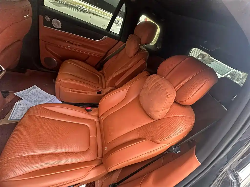 AITO Wenjie AITO M9 2024 Extended Range Ultra 42kWh 6-Seater фото 7