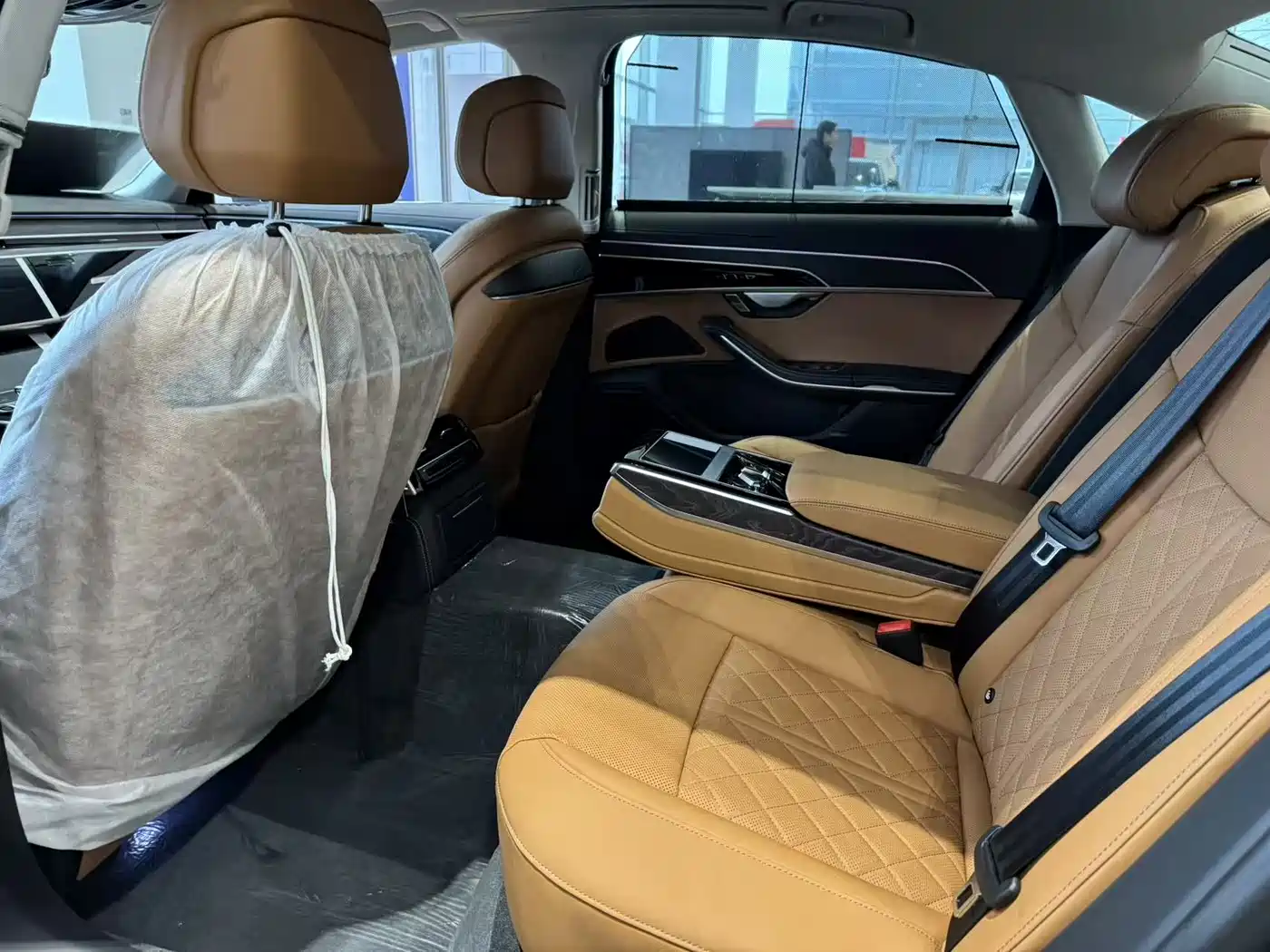 Audi A8 2025 A8L 50 TFSI quattro Exclusive Selection фото 4