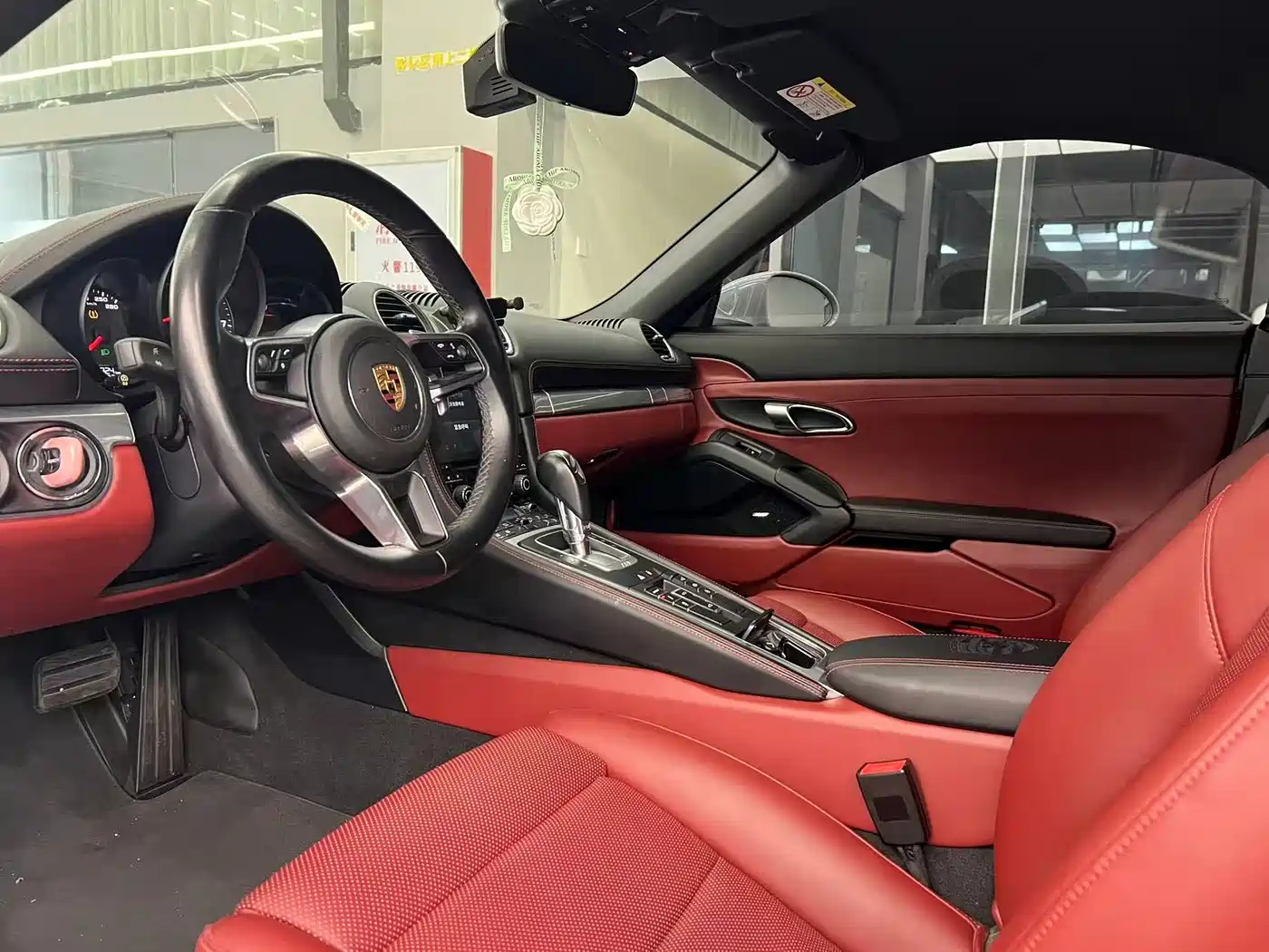 Porsche 718 2018 Boxster 2.0T фото 4