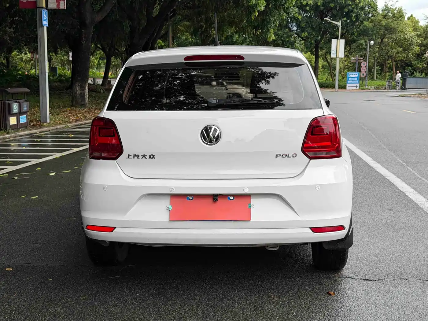 Фото 8 - Volkswagen Polo
