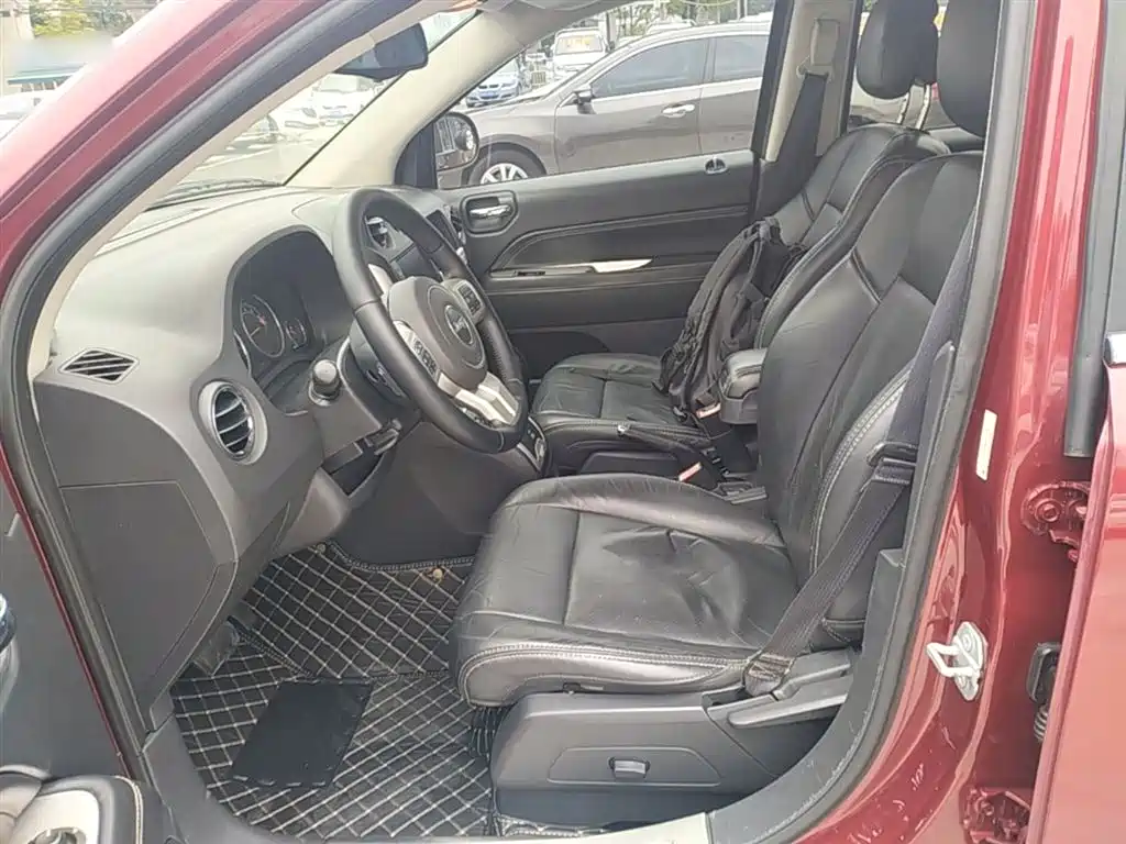 Jeep Compass (Import) 2015 2014 Facelift 2.0L 2WD Elite Edition