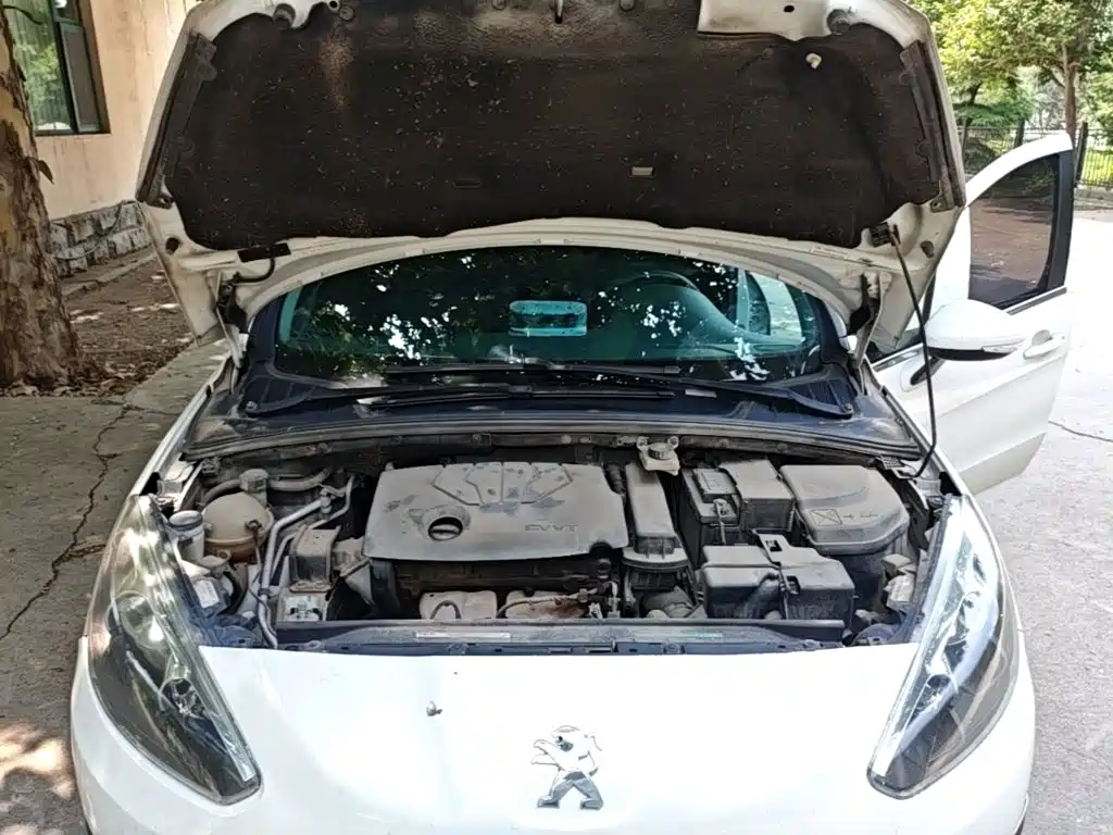 Peugeot 308 2015 2013 Model 1.6L Automatic Superior Style