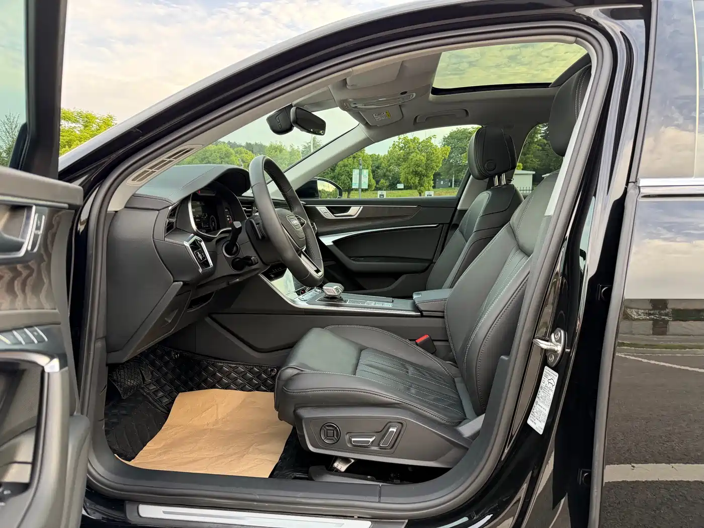 Audi A6L 2023 45 TFSI quattro Premium Elegance фото 5