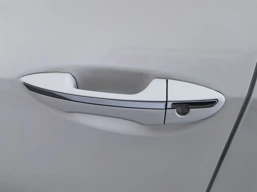 Toyota Corolla 2018 1.2T S-CVT GL-i Smart Shine Edition фото 18