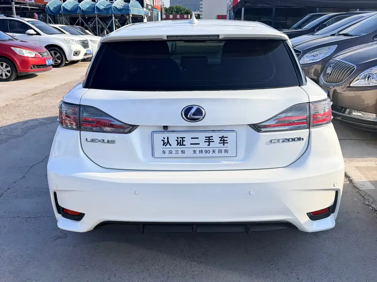 Lexus CT 2014 2014 CT200h Elite Monochrome