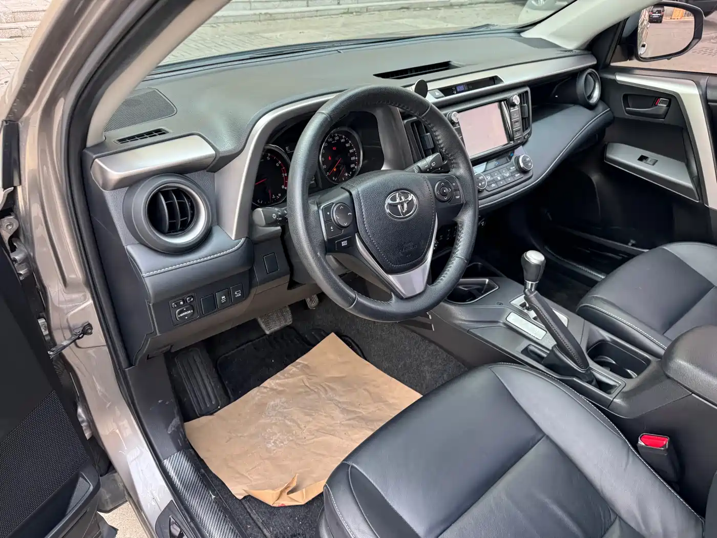 Toyota RAV4 Rongfang 2016 2.5L Automatic 4WD Elite фото 19