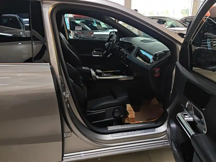 Mercedes-Benz B-Class 2020 B 200 Sport Edition фото 8