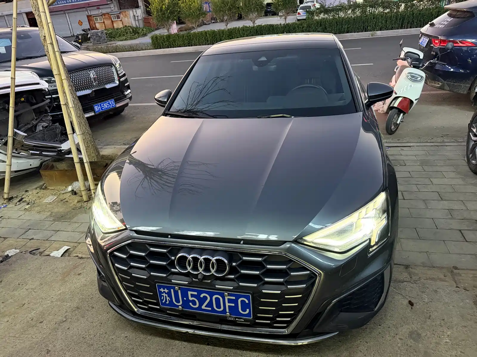 Photo 2 - Audi A3