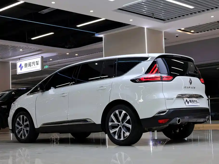 Renault Espace Classic 2018 2018 TCe 300 Adventure