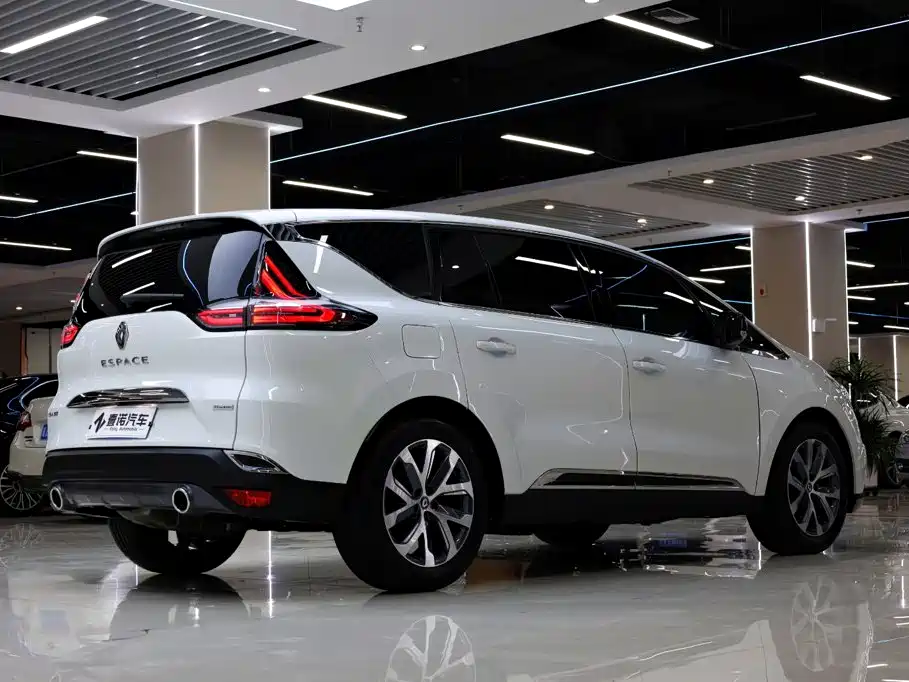 Renault Espace Classic 2018 2018 TCe 300 Adventure