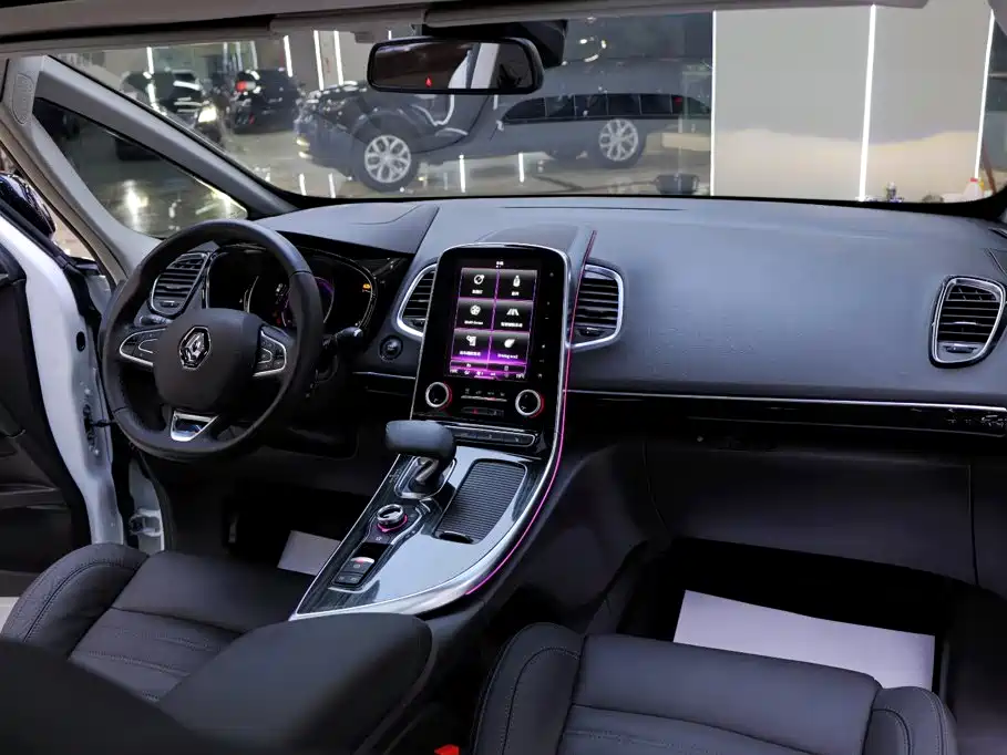 Renault Espace Classic 2018 2018 TCe 300 Adventure