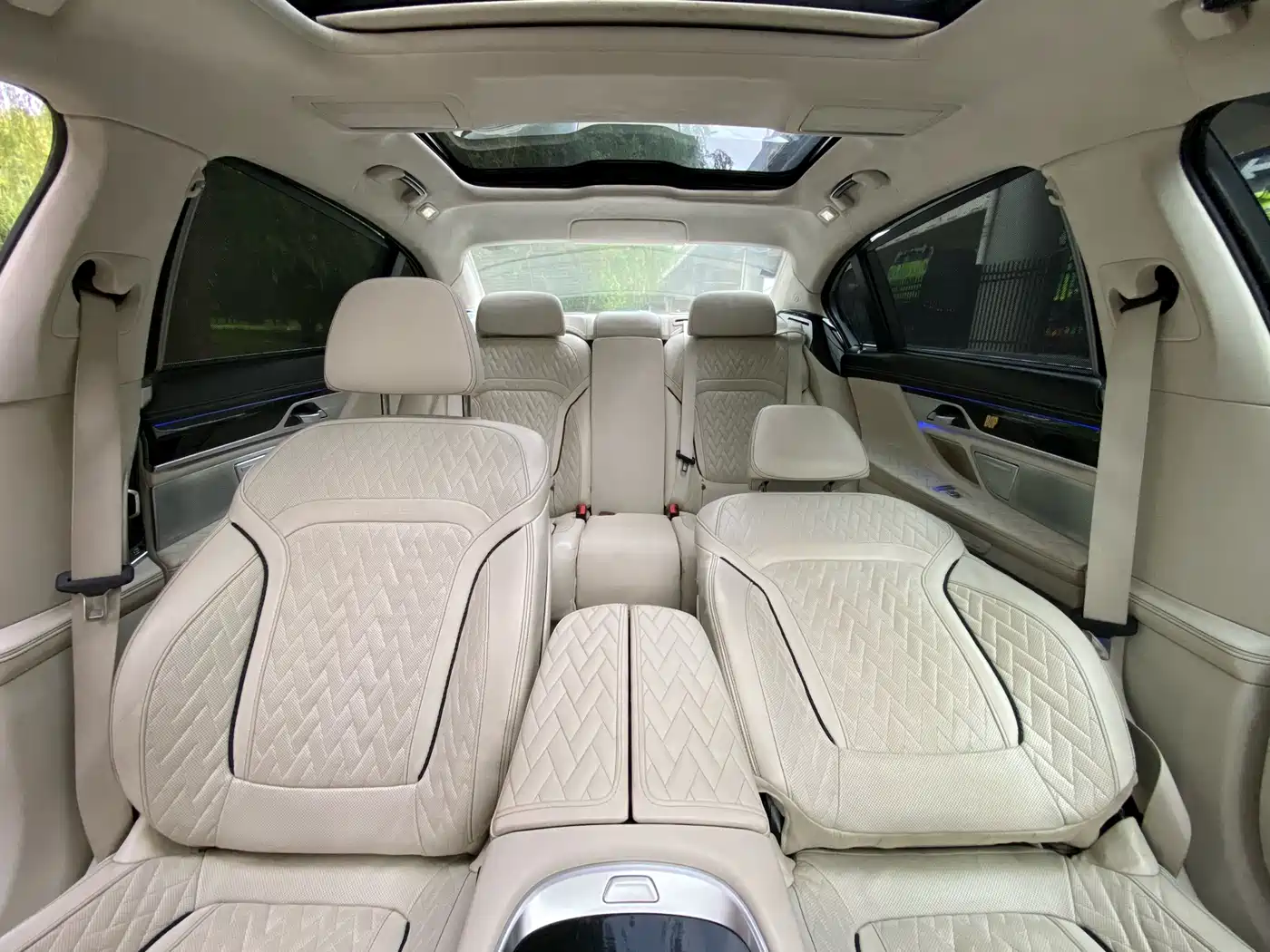 BMW 7 Series 2022 740Li xDrive Executive Luxury Package фото 31