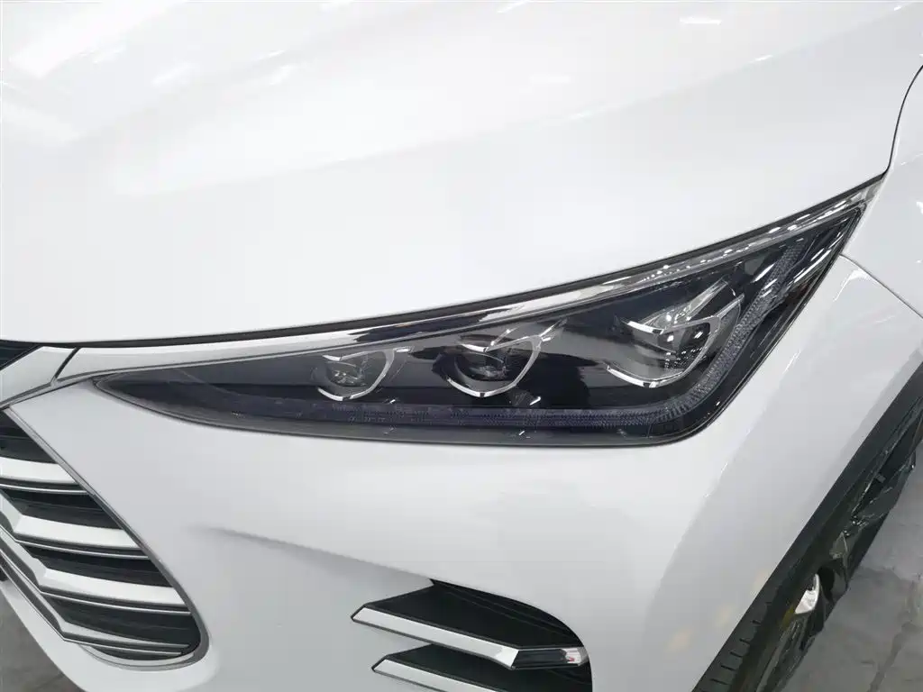 BYD Tang New Energy 2018 DM 2.0T AWD Smart Connection Genesis Edition 7-Seater China V фото 7