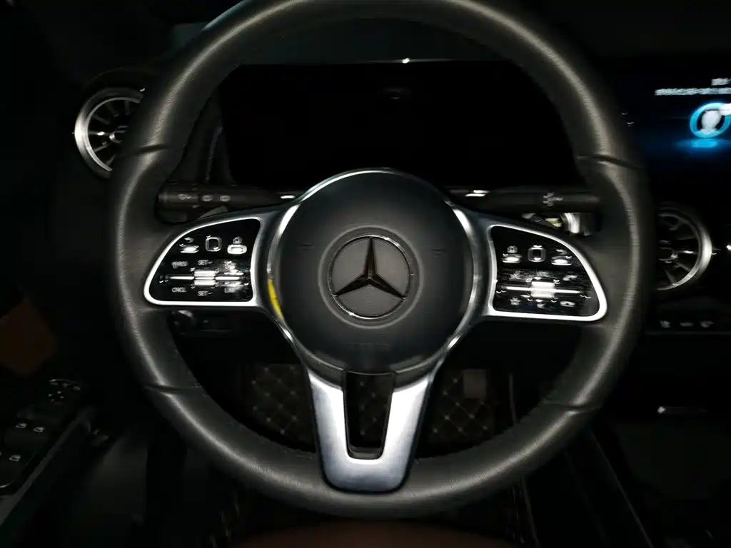 Mercedes-Benz GLB 2023 GLB 220 Style фото 3