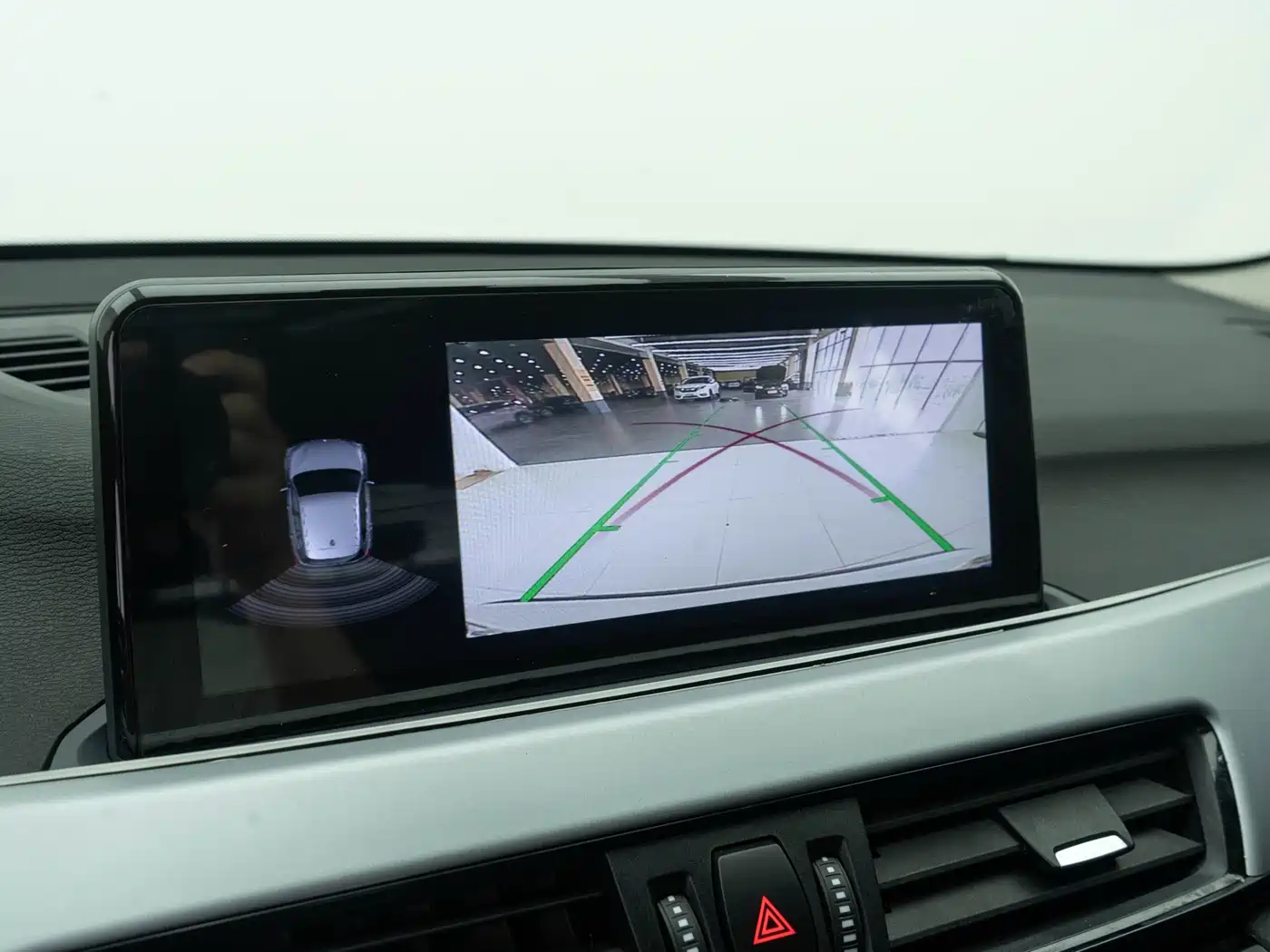 BMW X1 2019 sDrive20Li Leading Model фото 12