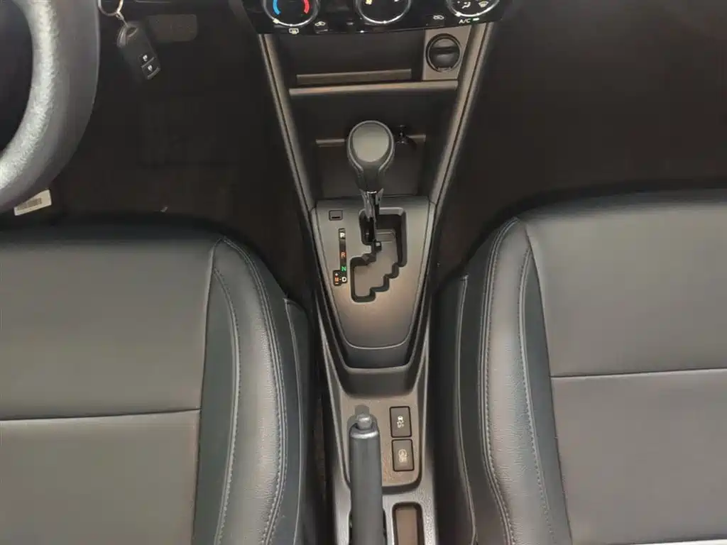 Toyota YARiS L Zhi Xuan 2016 Facelift 1.5E CVT Charming Edition фото 14