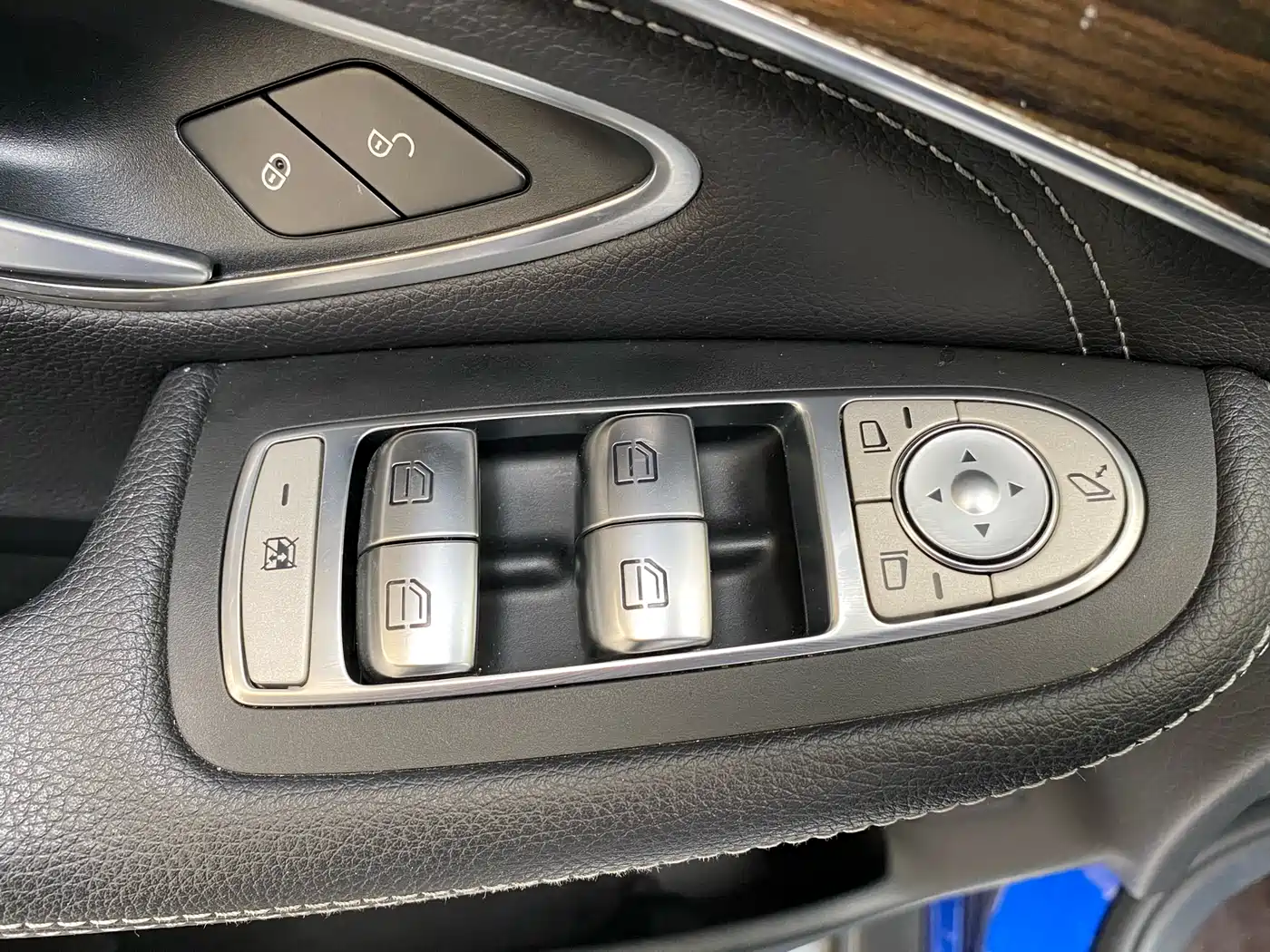Mercedes-Benz GLC 2019 GLC 260 L 4MATIC Dynamic фото 16