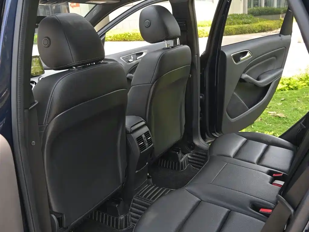 Mercedes-Benz B-Class 2018 B 200 Fashion фото 13