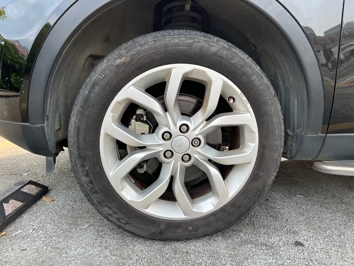 Land Rover Discovery Sport 2017 2.0T HSE фото 24