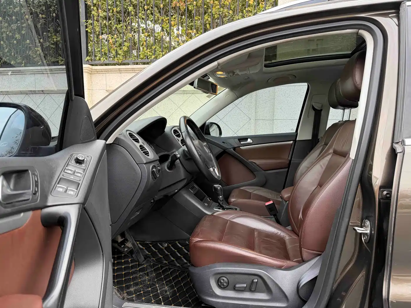 Volkswagen Tiguan 2016 Model 300TSI Automatic 2WD Luxury Edition фото 6