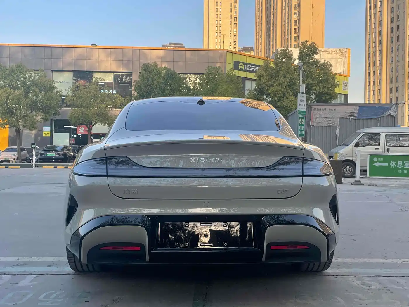 Xiaomi Auto Xiaomi SU7 2024 RWD Long Range Intelligent Driving Edition фото 9
