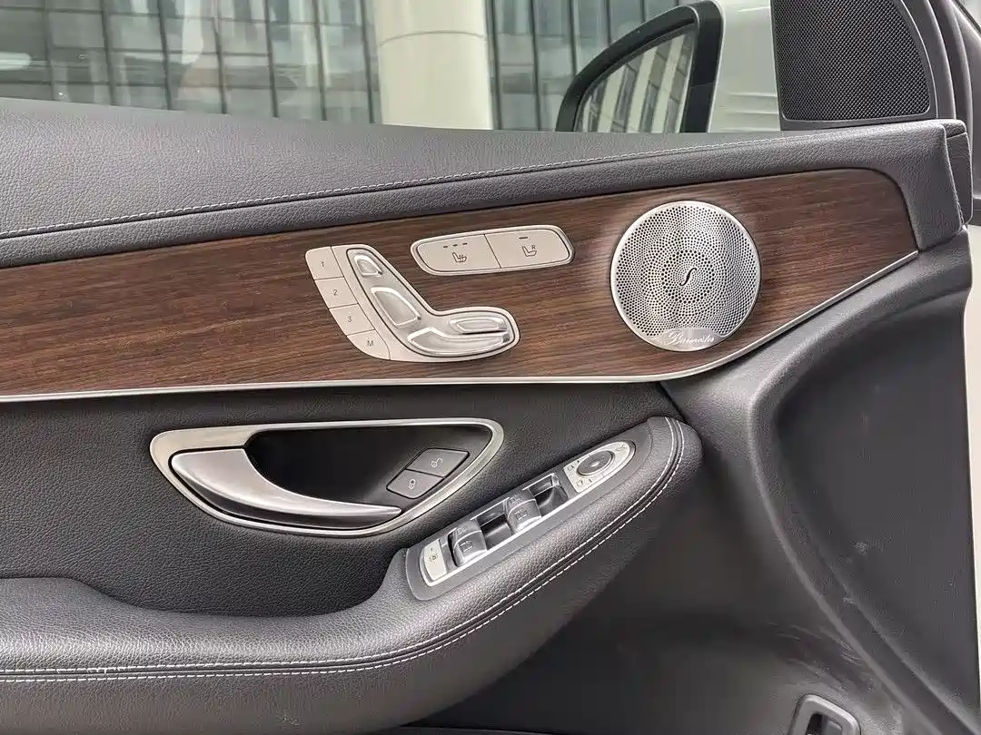 Mercedes-Benz GLC 2020 GLC 300 L 4MATIC Dynamic фото 14