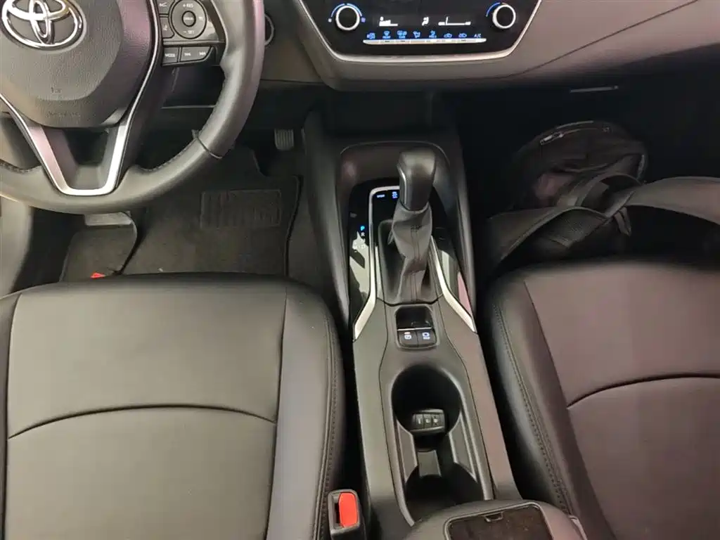 Toyota Corolla 2019 1.2T S-CVT Sport Edition фото 14