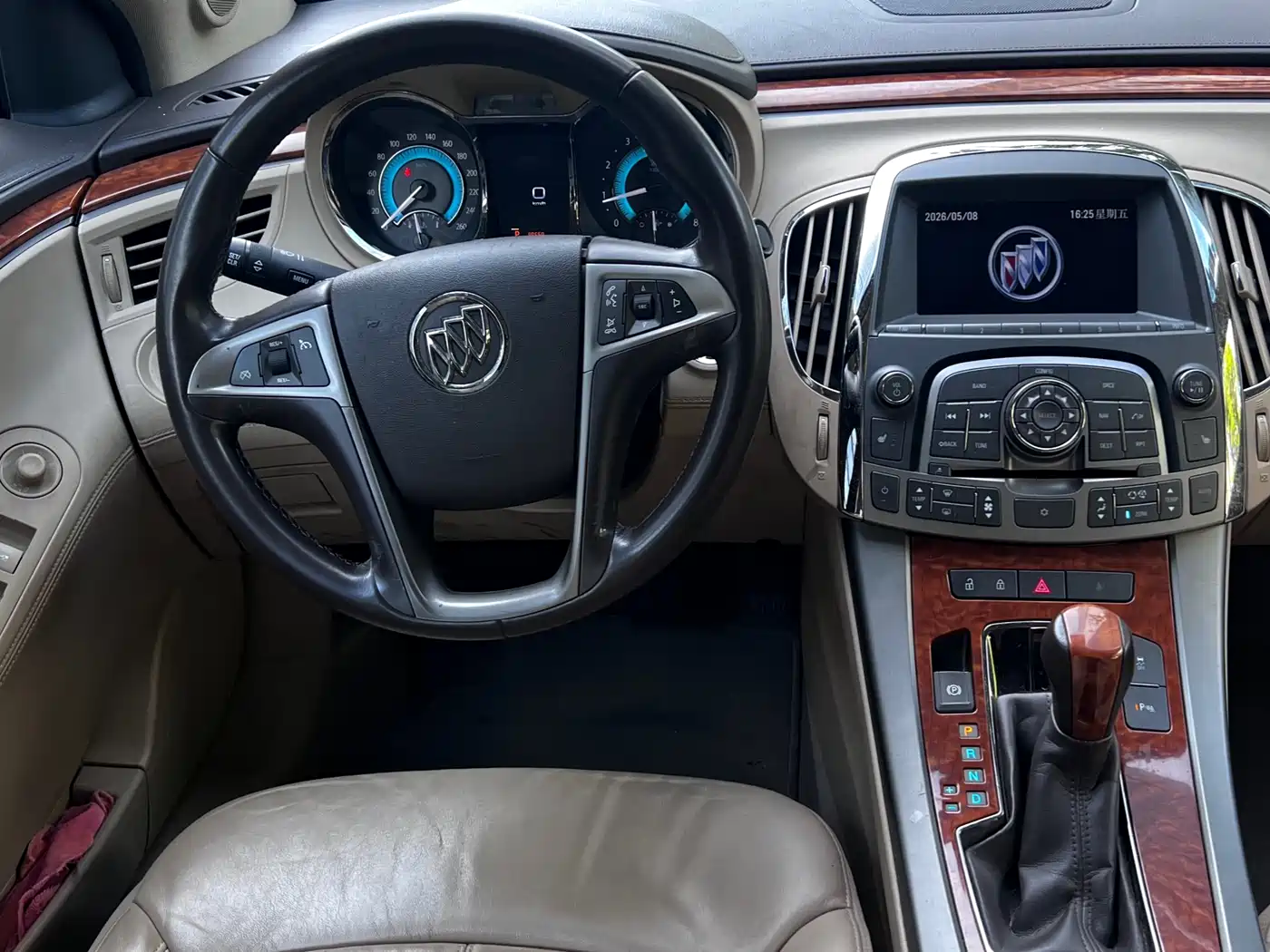 Buick LaCrosse 2011 2.4L SIDI Premium Edition фото 15