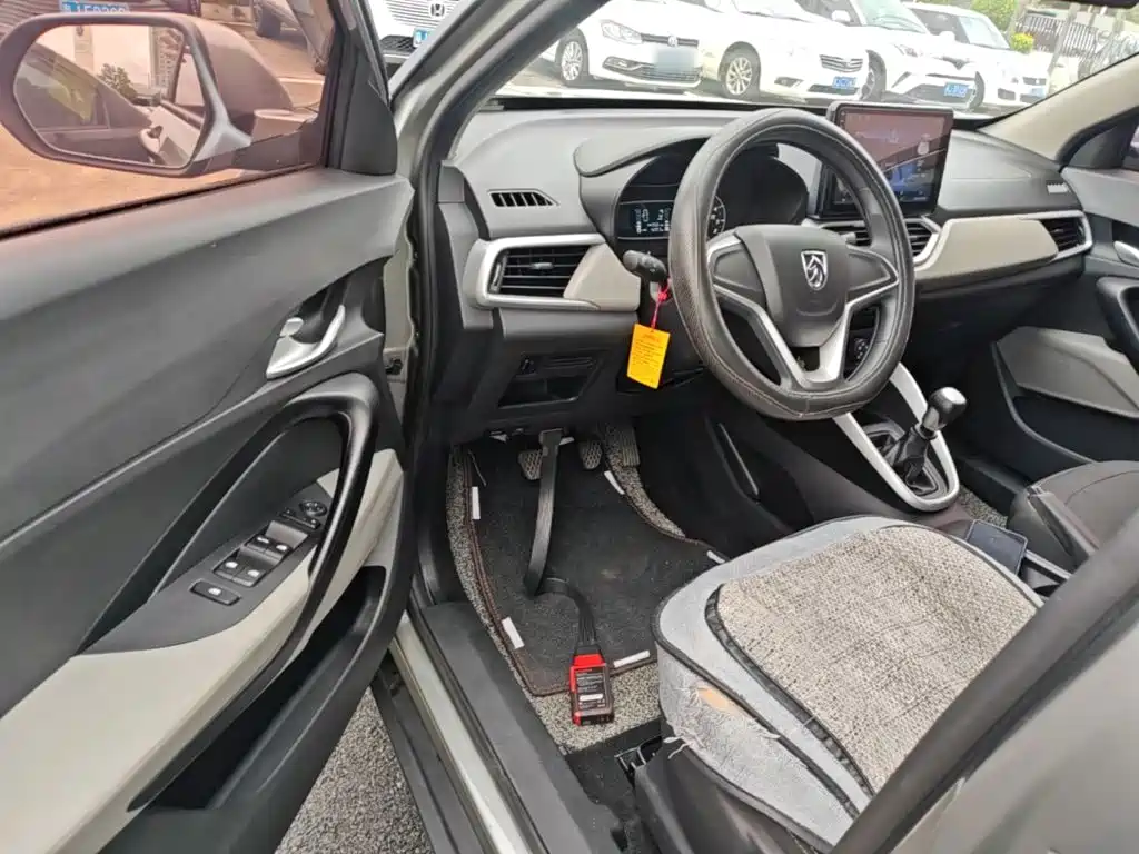 Baojun 510 2021 2021 1.5L Manual Dynamic Edition