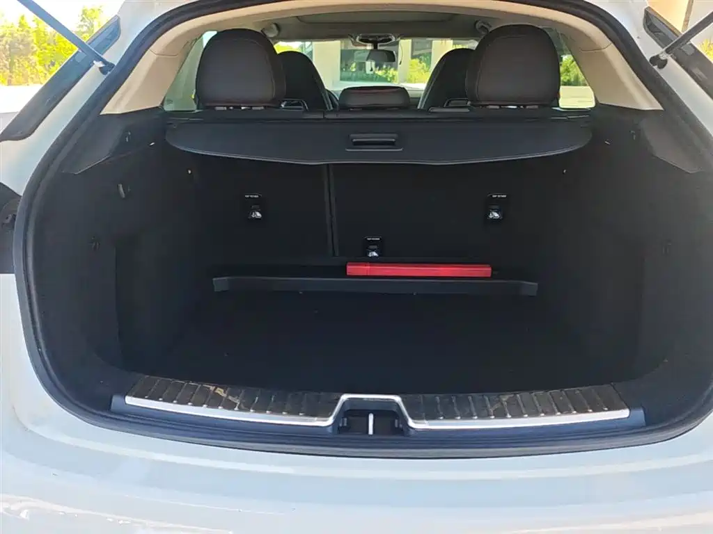 Lynk & Co 02 2018 1.5T DCT 2WD Power Edition China V фото 19