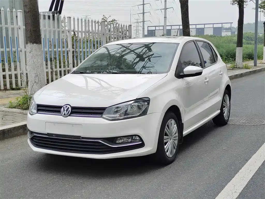 Volkswagen Polo 2016 1.6L Automatic Comfort