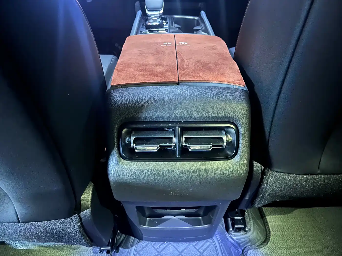 BAIC ORV Beijing Off-Road BJ40 Range Extender 2025 Advanced Edition фото 10